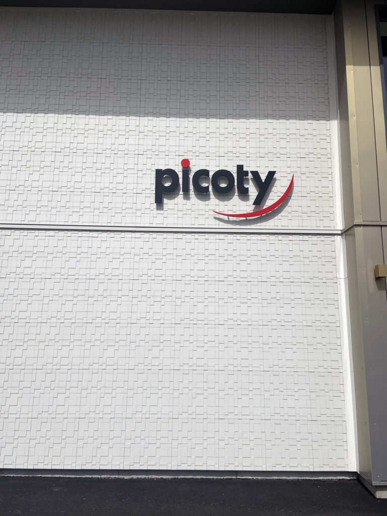 17 La Rochelle Bureaux Picoty ALP GRAF Ter 05