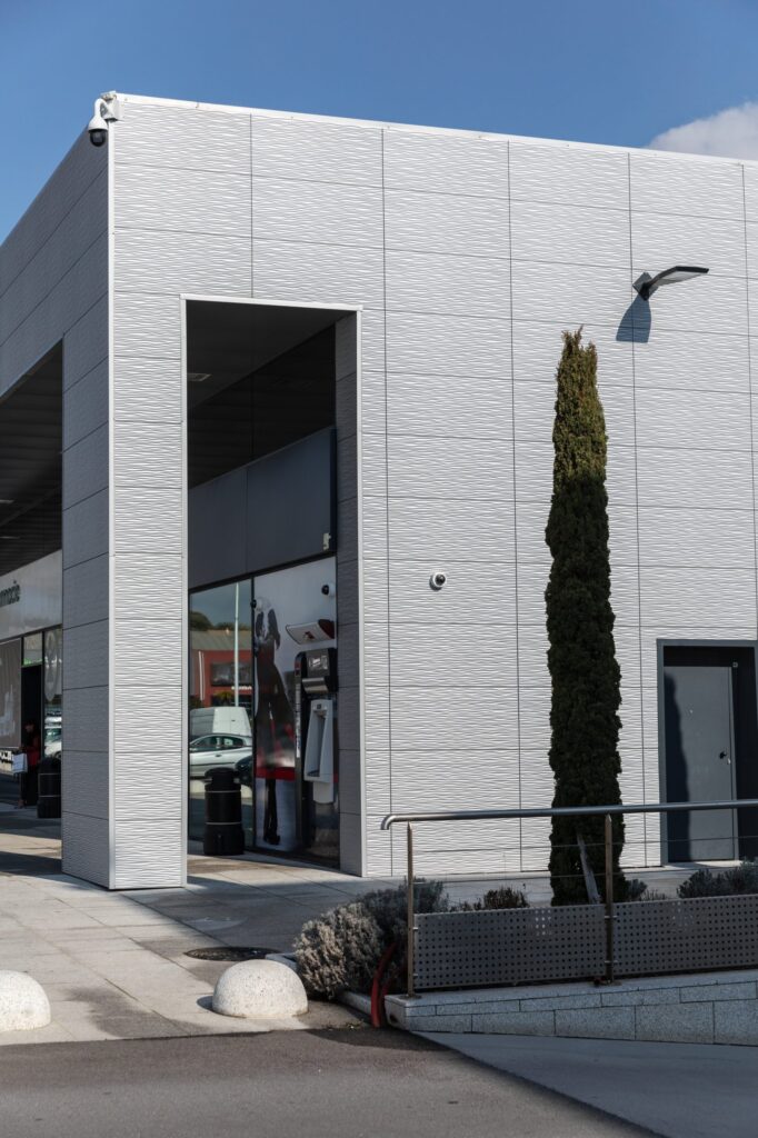 20 Ajaccio Corse Centre commercial Leclerc AQU DUN com07 scaled 1