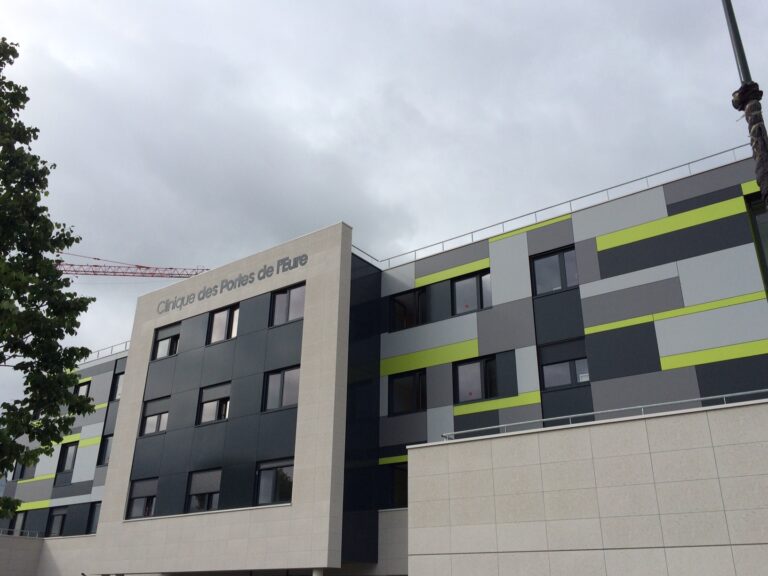 27 clinique VERNON ARD COQ 3