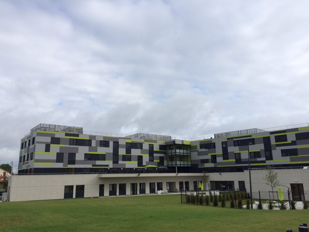 27 clinique VERNON ARD COQ 6