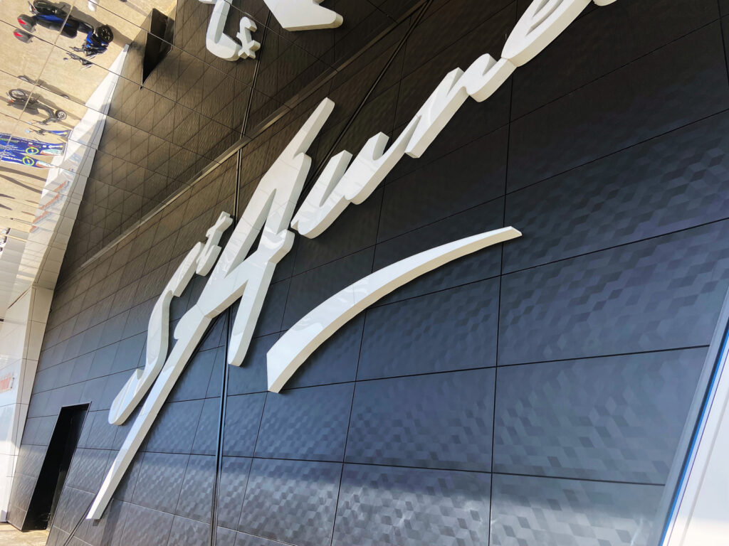 34 Saint Aunes Galerie commerciale Leclerc AQU PIX com08