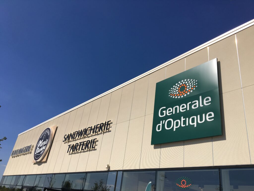 37 Saint Cyr Retail Park ACA TAIG Plateau Vertical 16 scaled