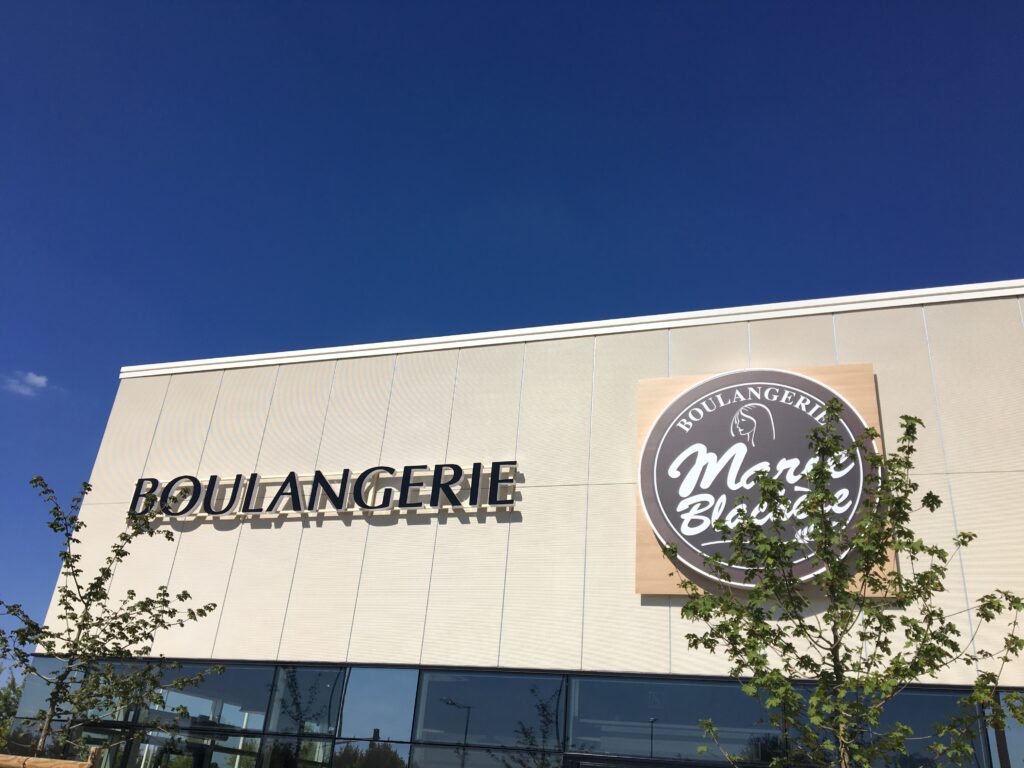 37 Saint Cyr Retail Park ACA TAIG Plateau Vertical 27 scaled