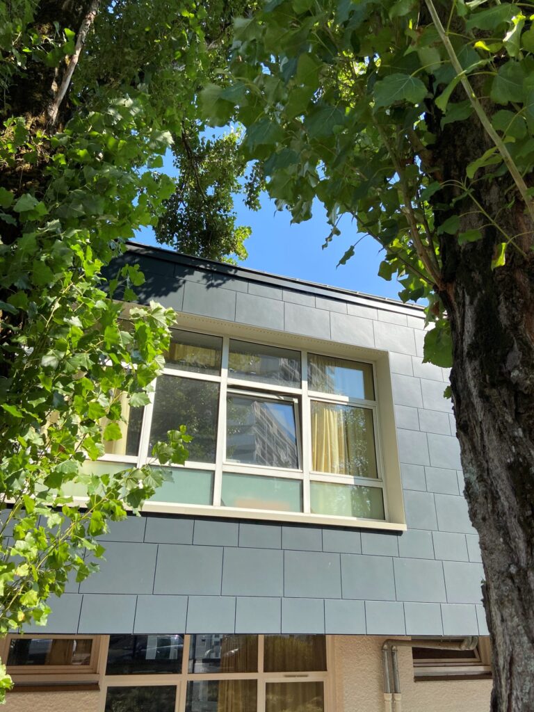 44 Nantes Ecole Louise Michel Nantes Alpha Lisse Noir Mix Format Angles AC EDU08 scaled 3