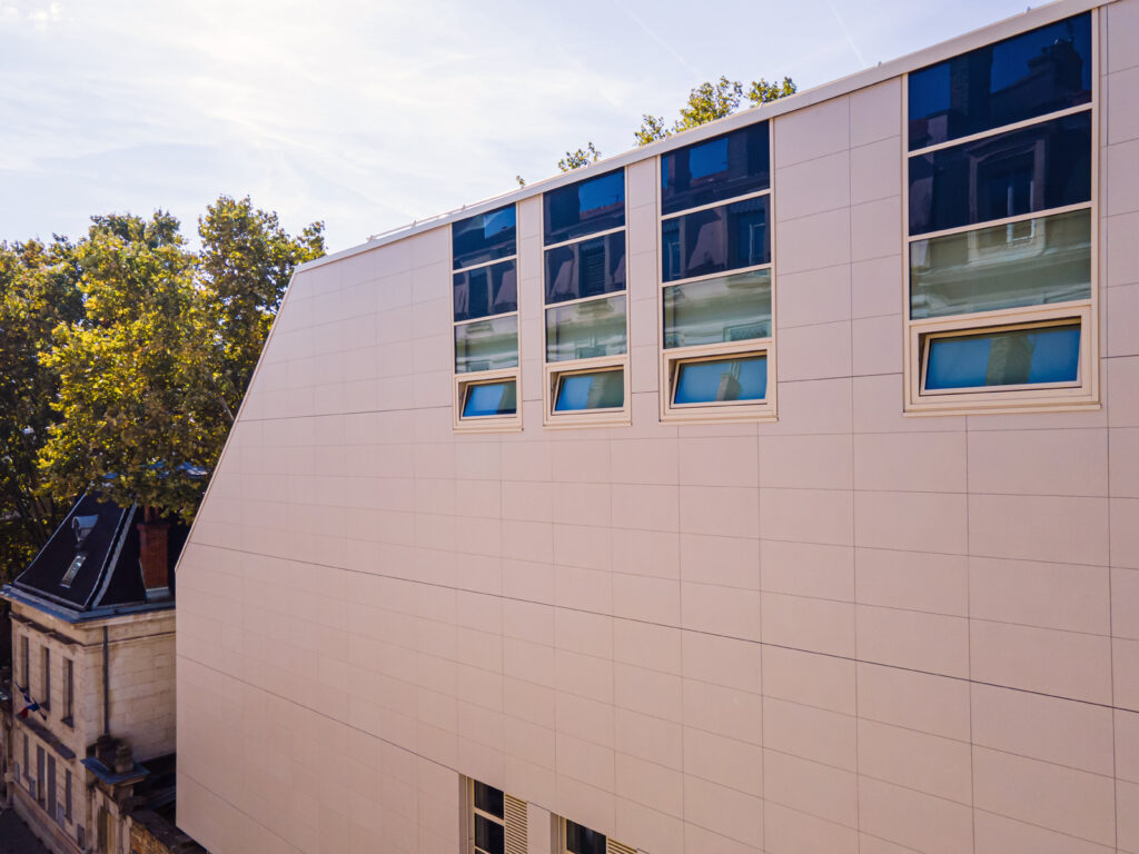 69 Lyon Groupe scolaire Leon Jouhaux ARD LV LM Surtoiture 10 1