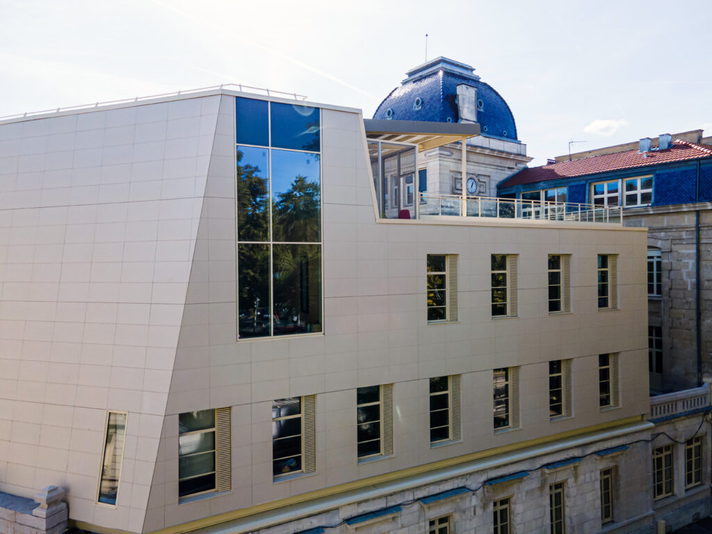 69 Lyon Groupe scolaire Leon Jouhaux ARD LV LM Surtoiture 25 1