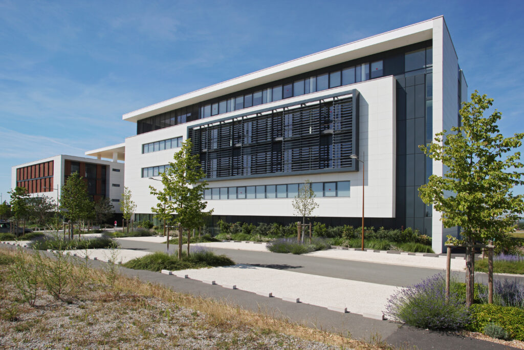 86 Poitiers Bx ZTE ACA LM 15 scaled