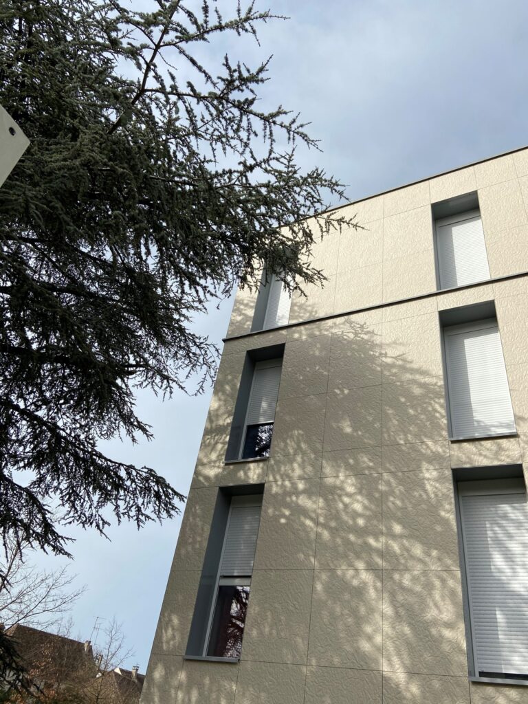 89 Sens Logement Folie Jeannot ACA PAP 05 scaled 1