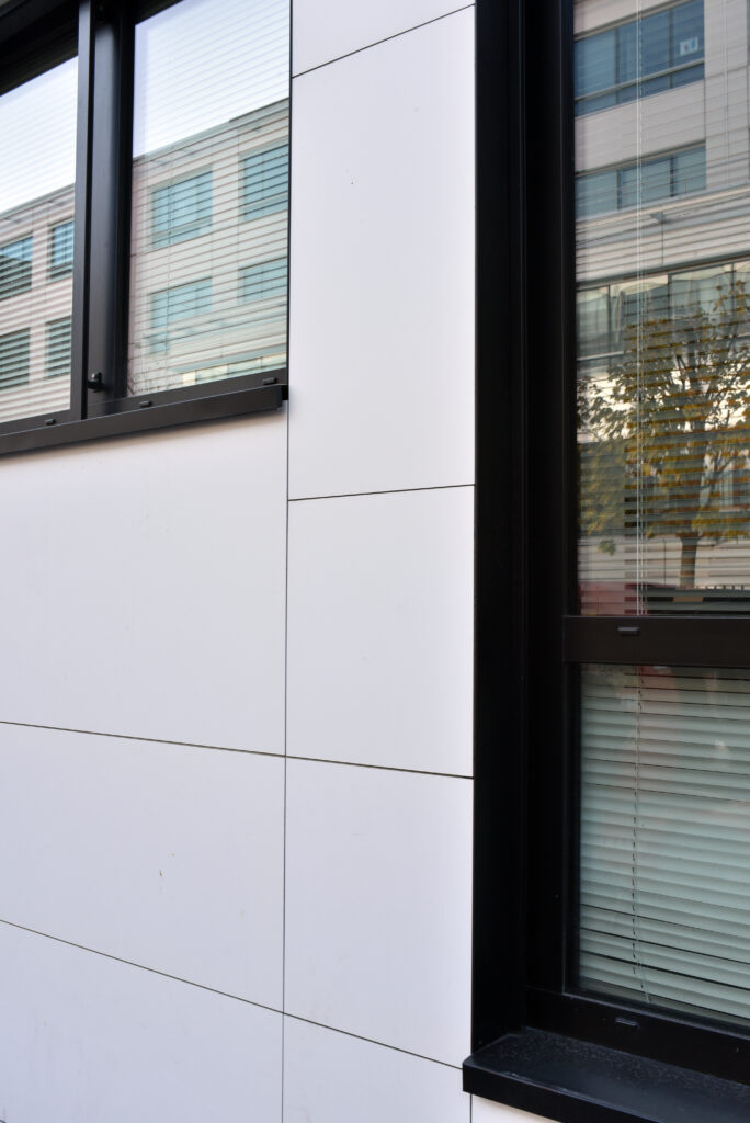 93 Saint Denis Imm Green Corner ACA ART 1 scaled