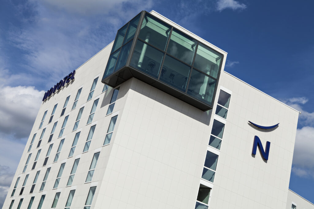 94 Orly Novotel Coeur dOrly ARD TER Hotel 3 scaled