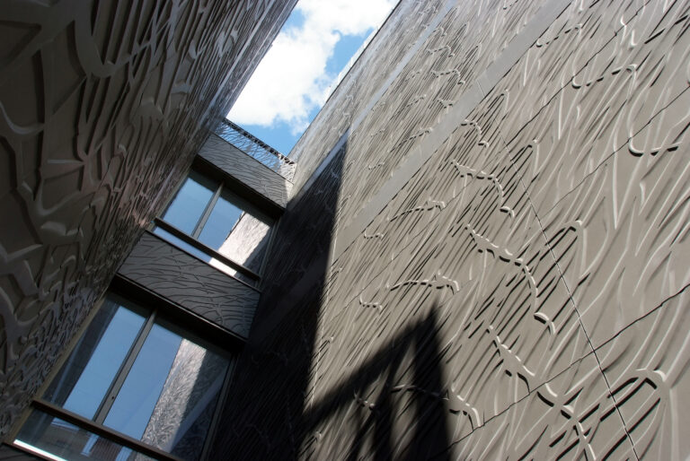 RES NON RES HOTEL ARTISANAL PARIS 11 ARTEMA VEGETAL scaled