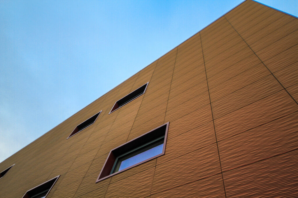 UK Liverpool Kays Medical AQU DUN iridescent 10 scaled