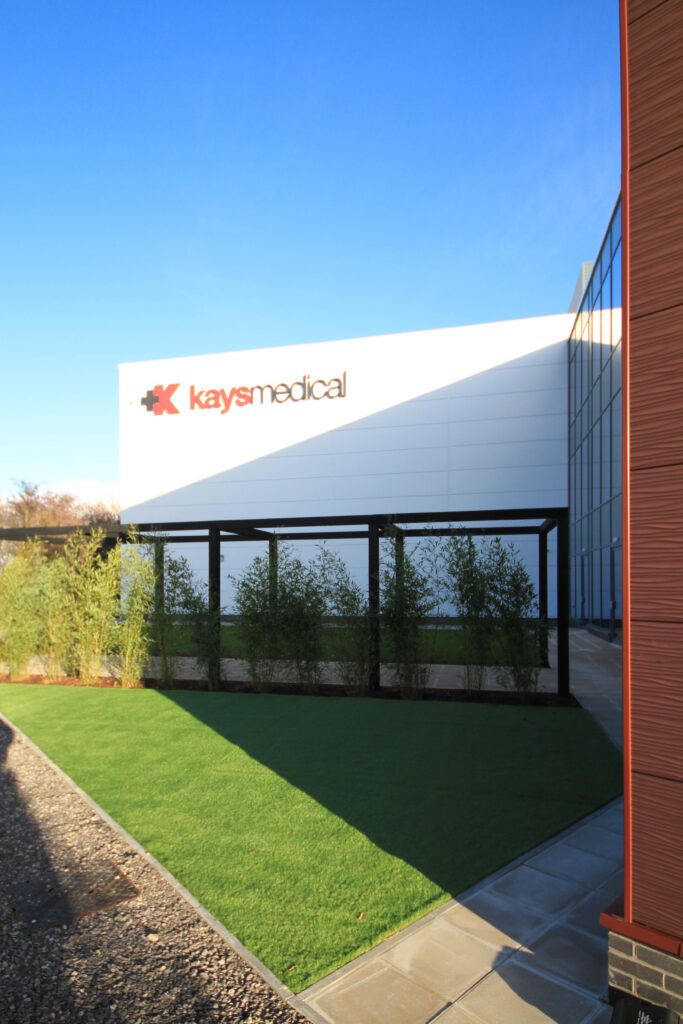 UK Liverpool Kays Medical AQU DUN iridescent 14 scaled