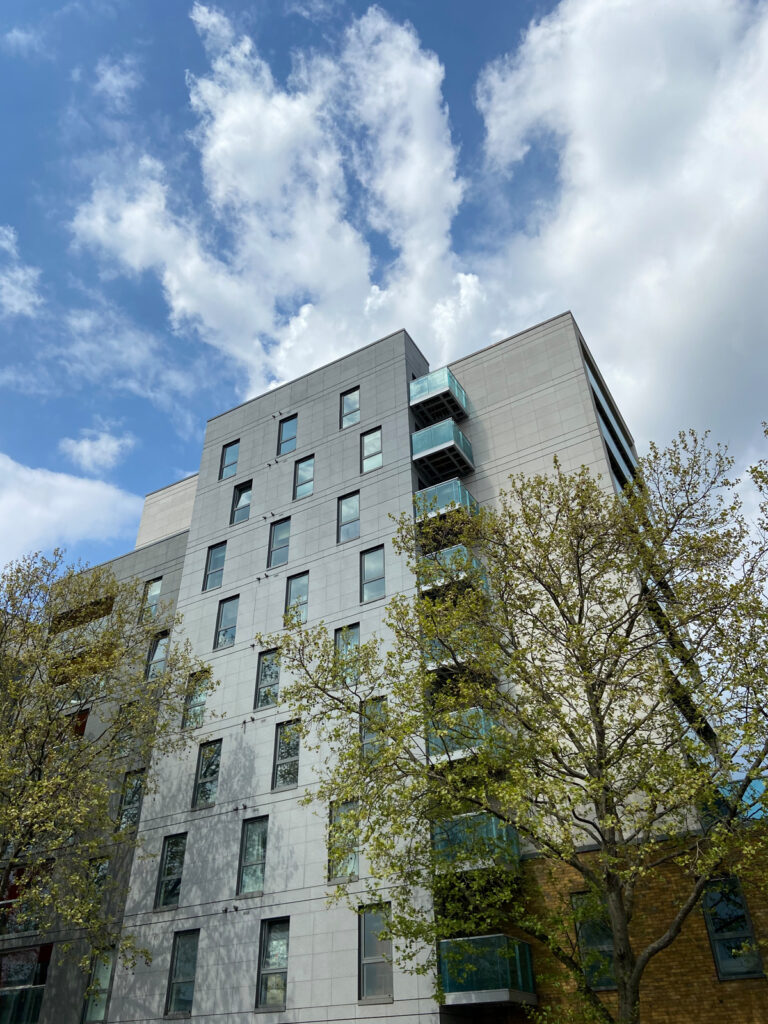 UK London ST. Georges Estate ARD GRA 09