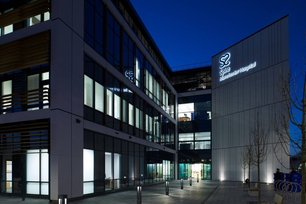 UK SPIRE HOSPITAL MANCHESTER ACA V GR 18 scaled