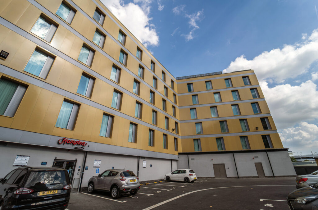 UK Ashford Victoria Point New Hotel ACA ART LV LB Vertical 08